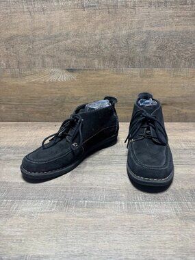Clarks Nikki Black Suede Chukka Boots Women's Size 10